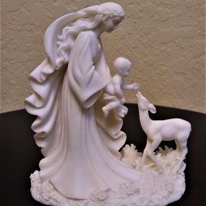 Gentle Love statue